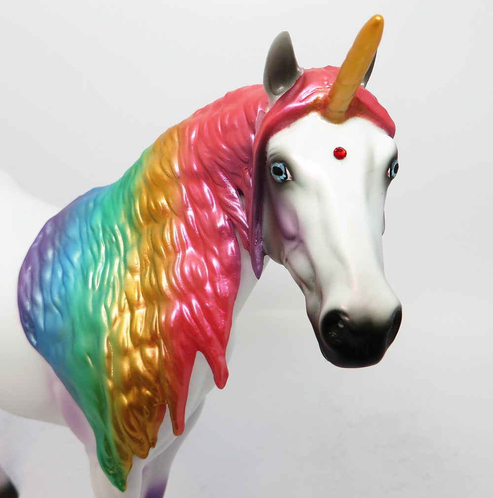 MYSTIC~LE-30 RAINBOW ISH UNICORN MODEL HORSE 9/14/17
