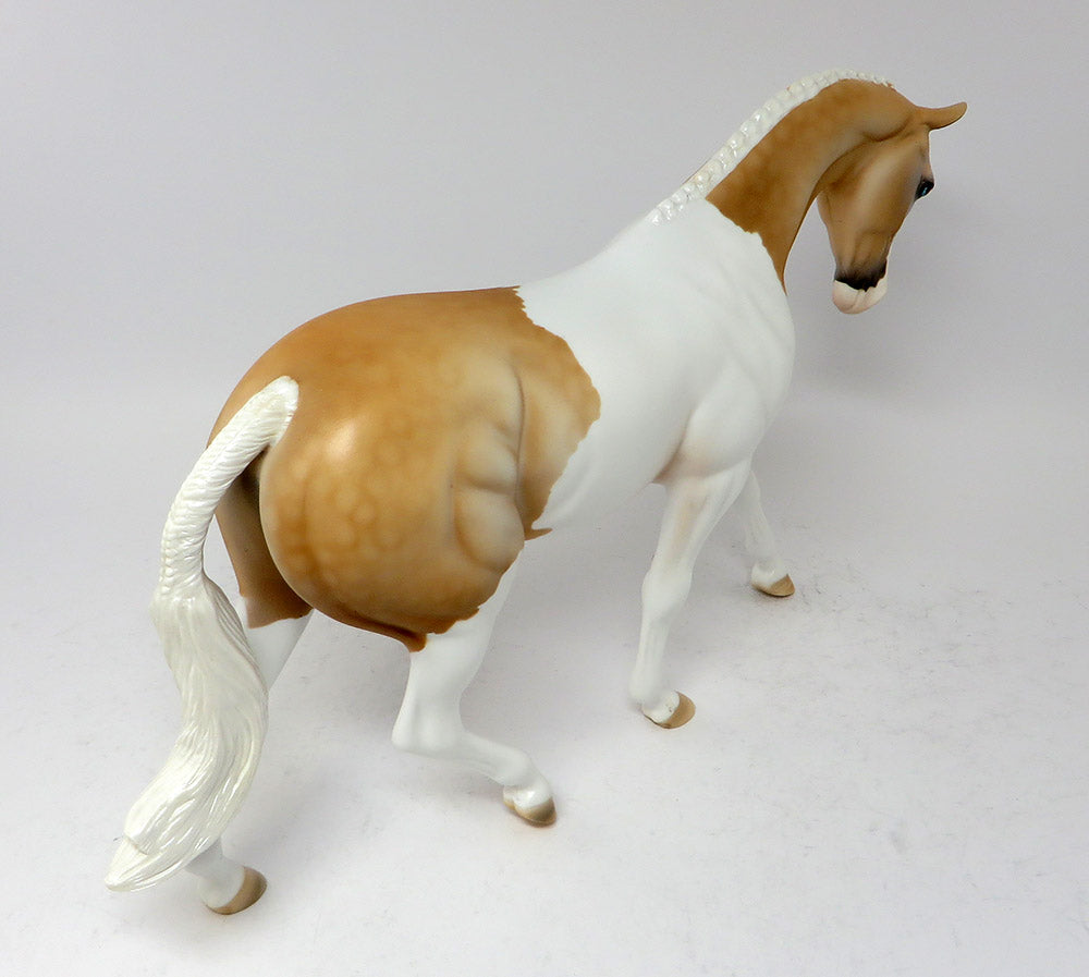 SUNNY~OOAK PALOMINO PAINT ENGLISH PONY MODEL HORSE 3/17