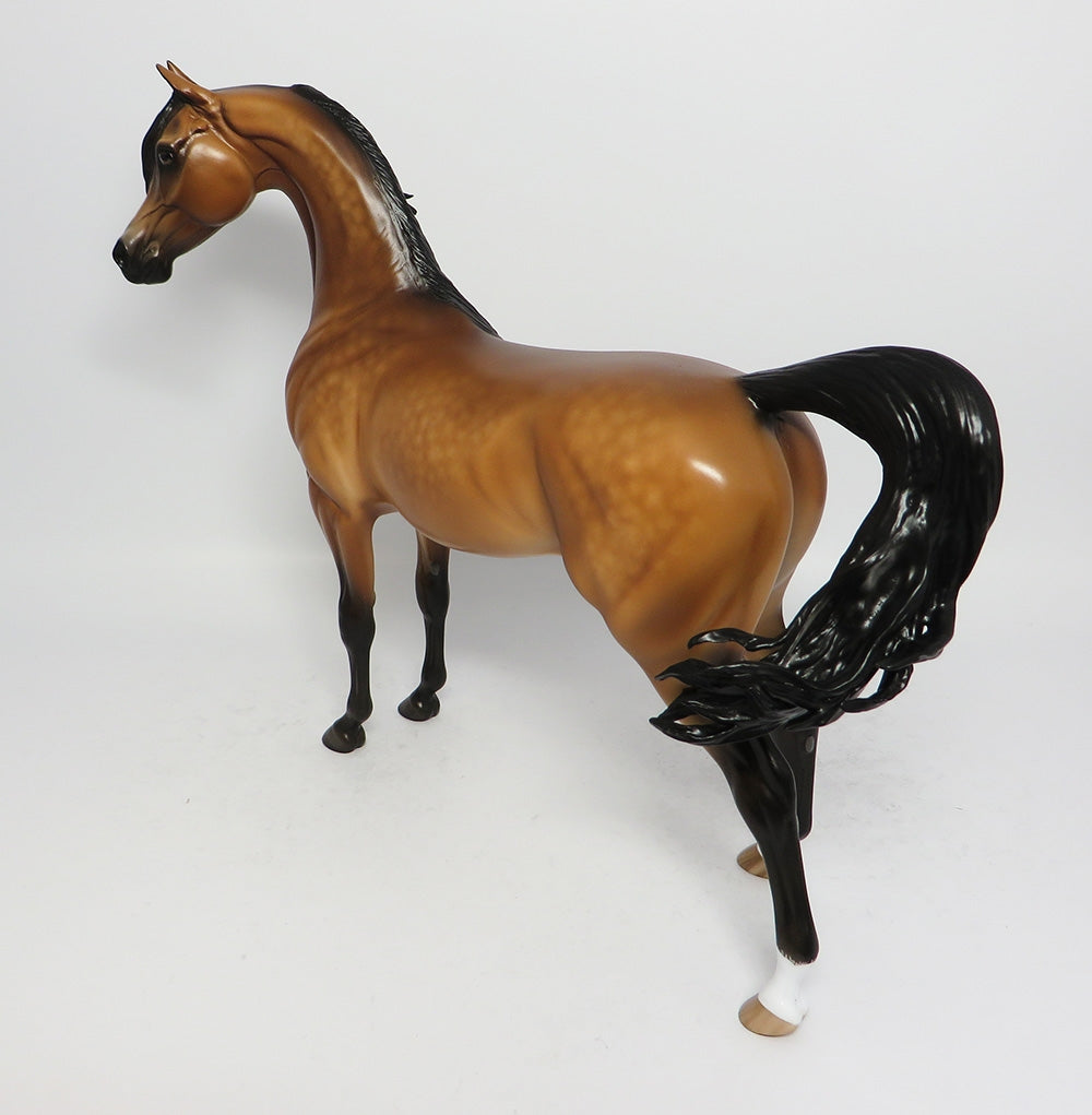 WOODRUFF GOLDEN BAY ARABIAN MODEL HORSE BY SHERYL LEISURE 9/15/17
