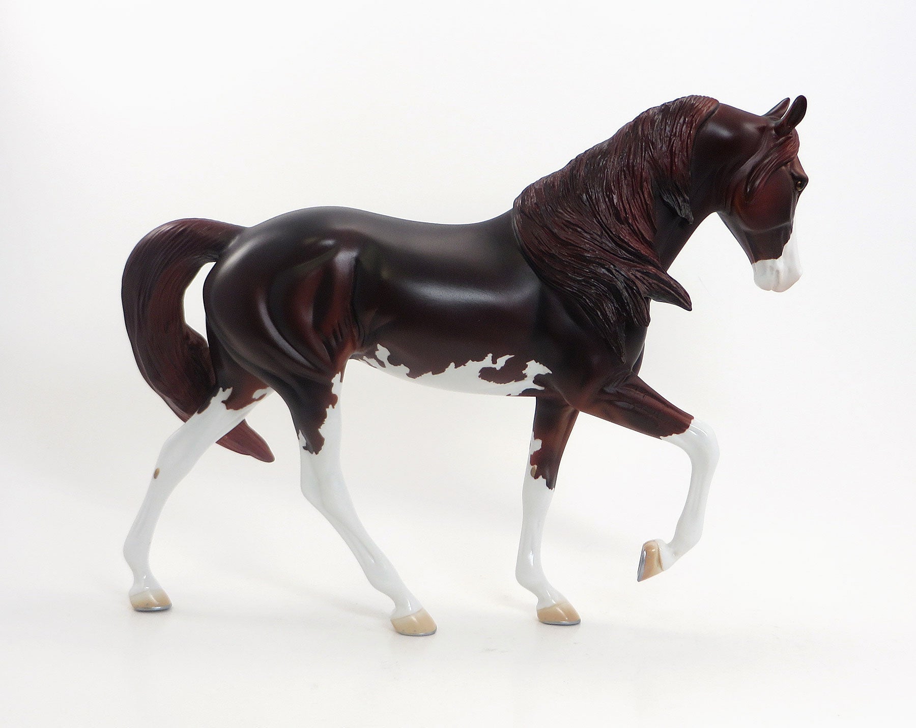 RUN FOR THE ROSES - Dark Red Chestnut Pinto Tennessee Walker Model Horse - LE 5 - 7/23