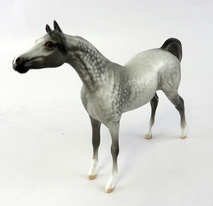 SILVER MOONLIGHT-DAPPLE ARABIAN CHIP MODEL HORSE 10/12/16