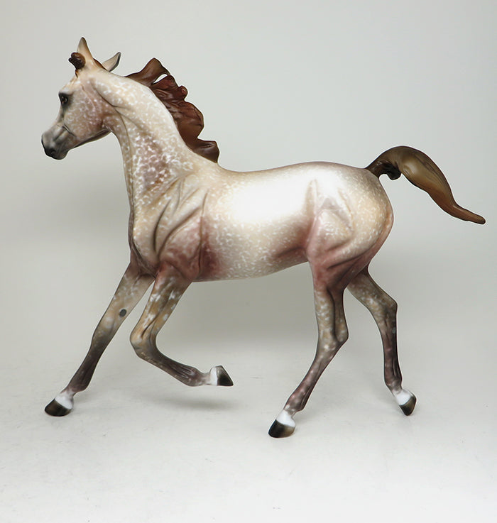 peter stone yearling raspberry beret