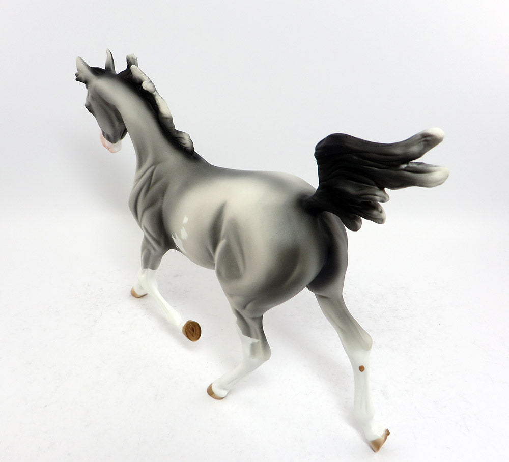 LOLA~LE-4 DAPPLE GREY PINTO YEARLING MODEL HORSE 3/22