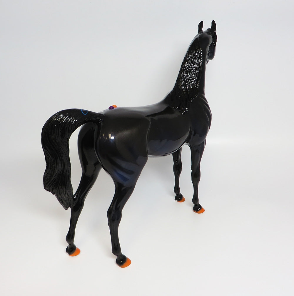 DEAD OR ALIVE?-OOAK HALF ALIVE SKELETON HALF DEAD ARABIAN DECORATOR 9/20/17