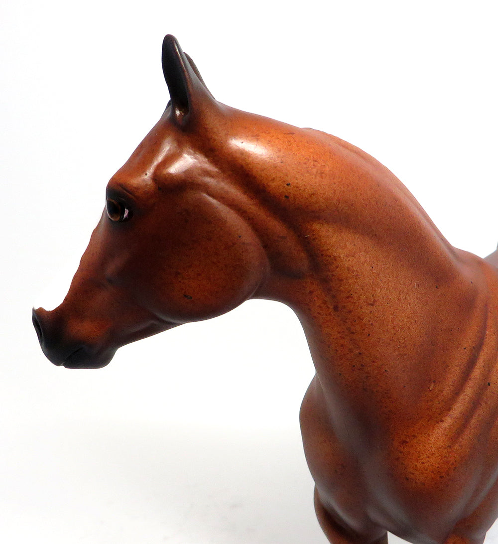 CHEVRON~OOAK BAY ROAN ISH MODEL HORSE 3/22