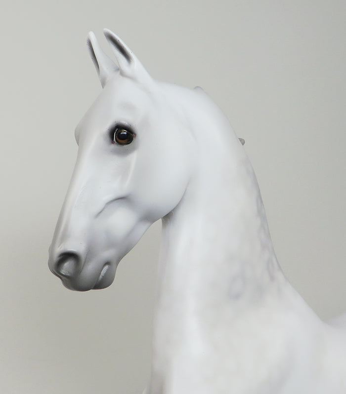 one of a kind model horse saddlebred