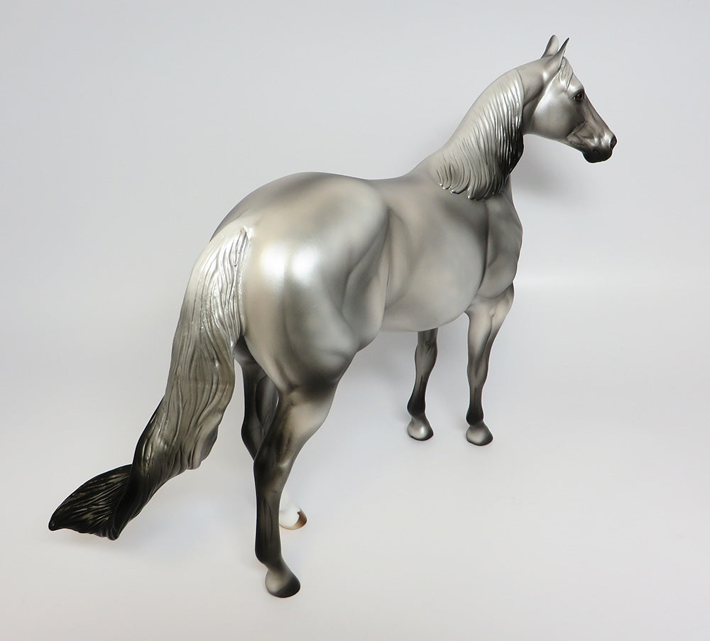 BLACK LUNA~LE-8 DAPPLE GREY ISH MODEL HORSE 9/20/17