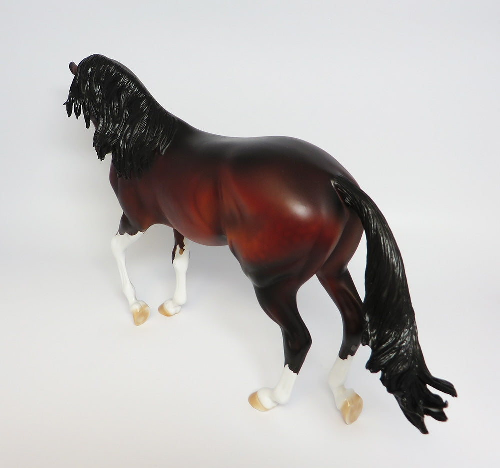 CLOVE~OOAK DAPPLE BAY SABINO THOROUGHBRED MODEL HORSE BY DAWN QUICK 9/20/17