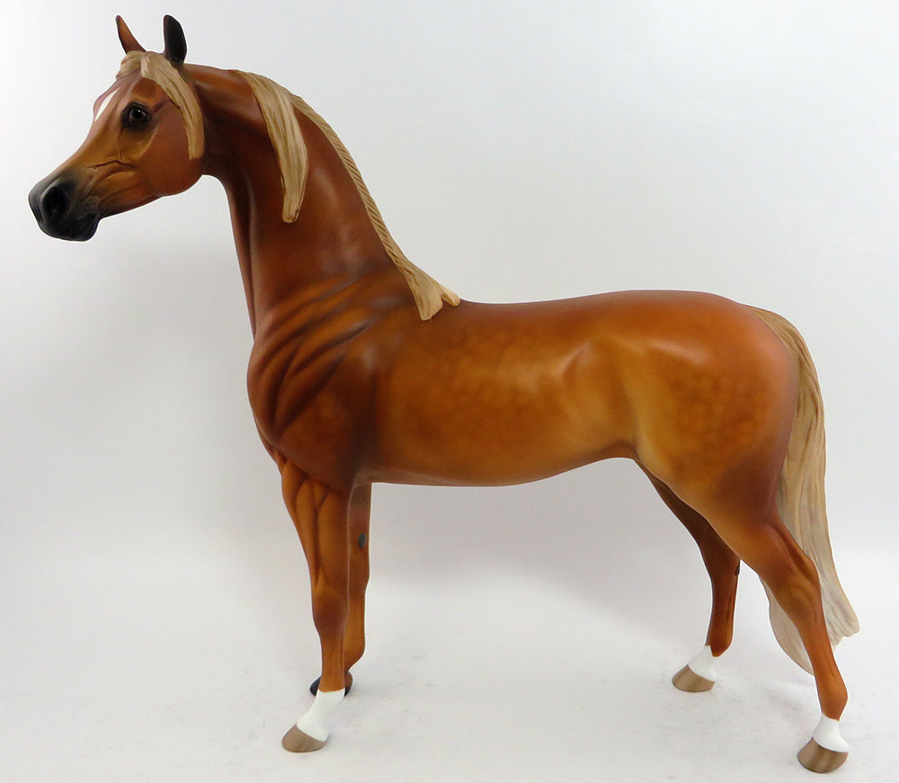 CHEVAL-LE-3 DAPPLE CHESTNUT ARABIAN MODEL HORSE 3/24