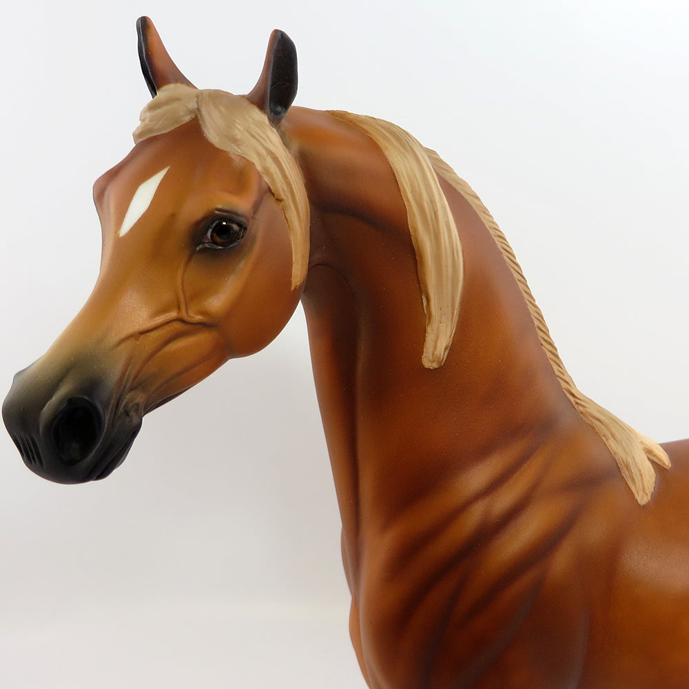 CHEVAL-LE-3 DAPPLE CHESTNUT ARABIAN MODEL HORSE 3/24