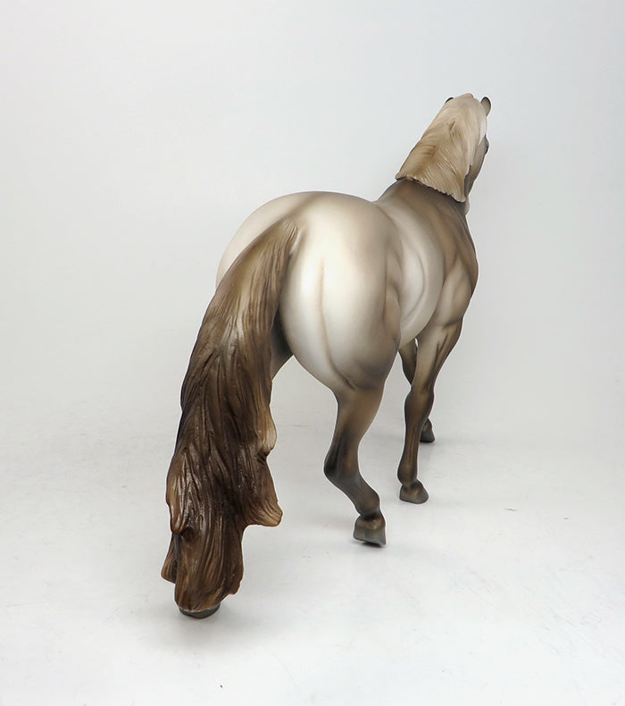 TRICKY NICKIE-LE-5 SILVER DUN PONY MODEL HORSE 4/29