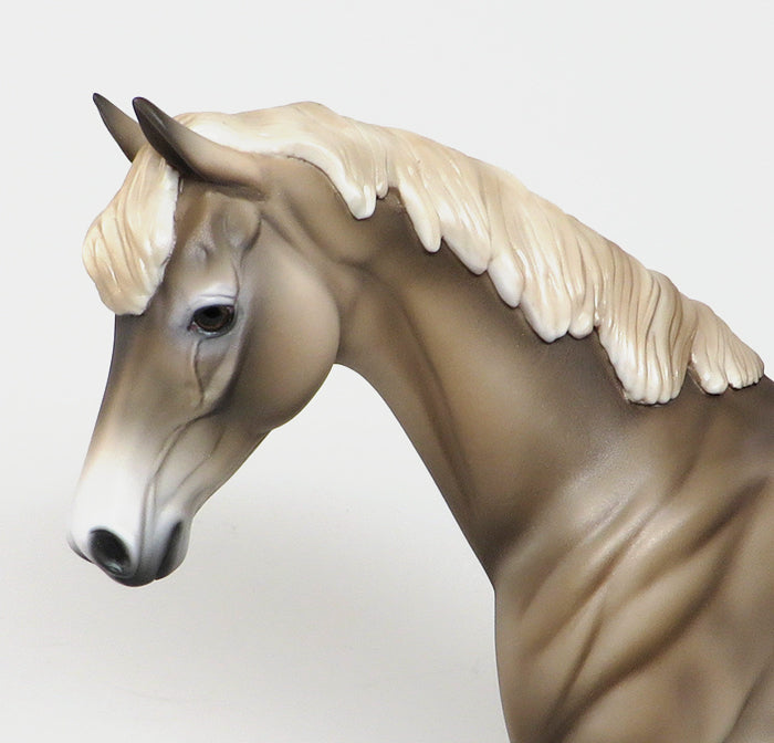 TRICKY NICKIE-LE-5 SILVER DUN PONY MODEL HORSE 4/29