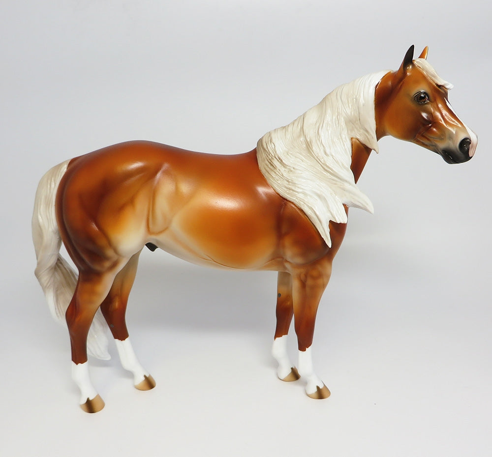 Champagne's Golden Bubbly