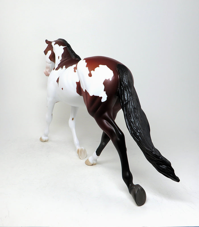 INKA DINKA-LE 3 BAY PAINT WINDSWEPT PALOUSE MODEL HORSE 5/11