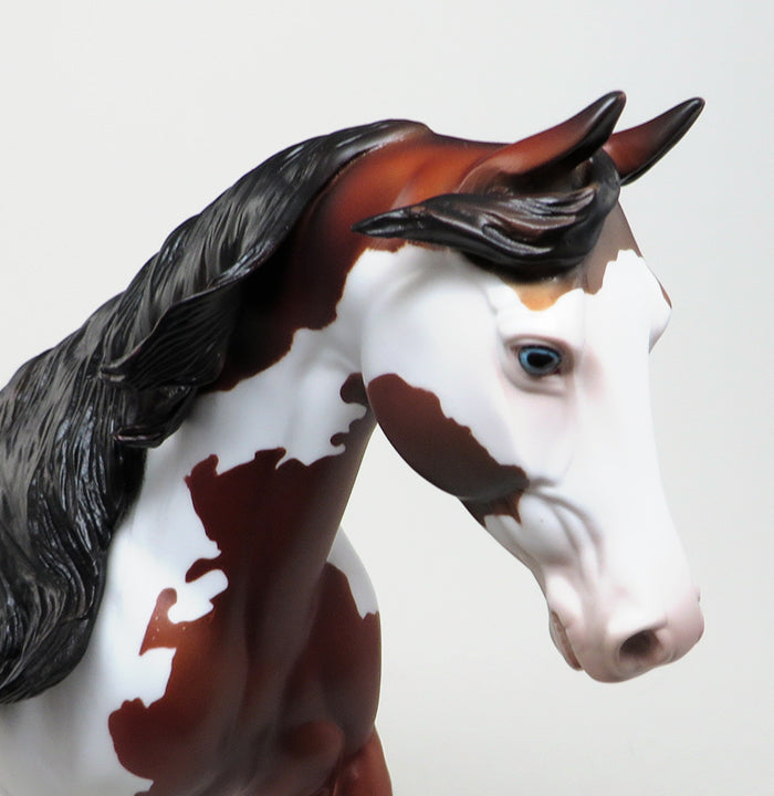 INKA DINKA-LE 3 BAY PAINT WINDSWEPT PALOUSE MODEL HORSE 5/11