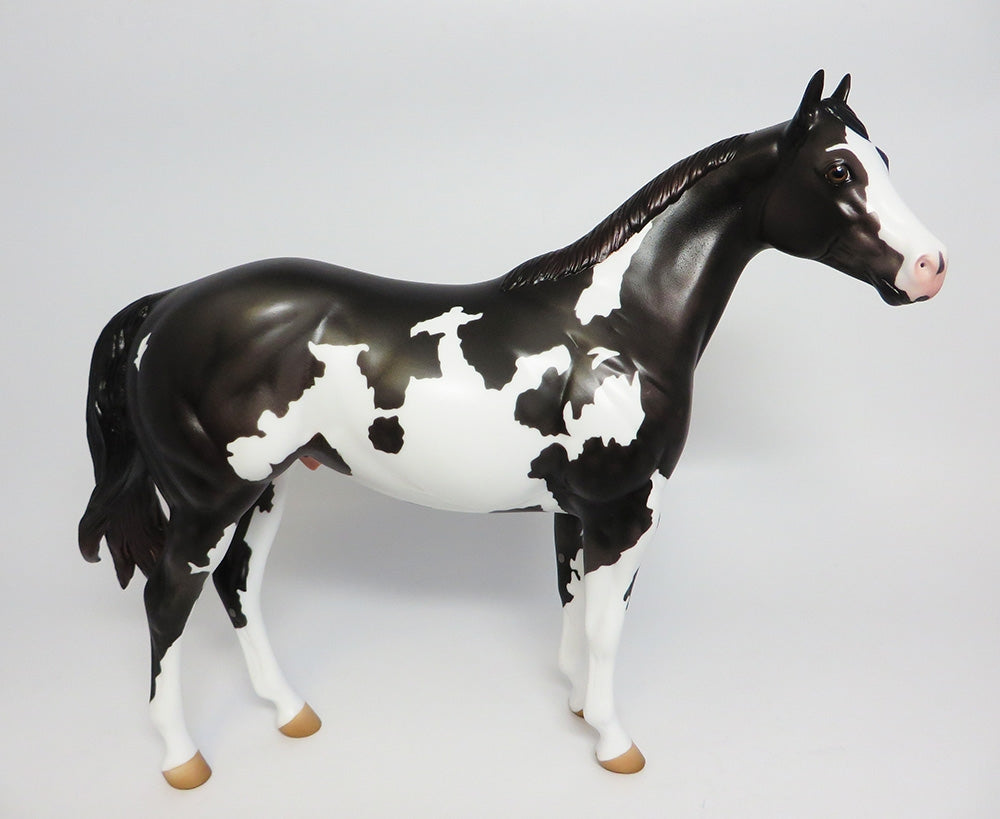 MCBEAL~OOAK DAPPLE BLACK PINTO ISH MODEL HORSE 9/26/17
