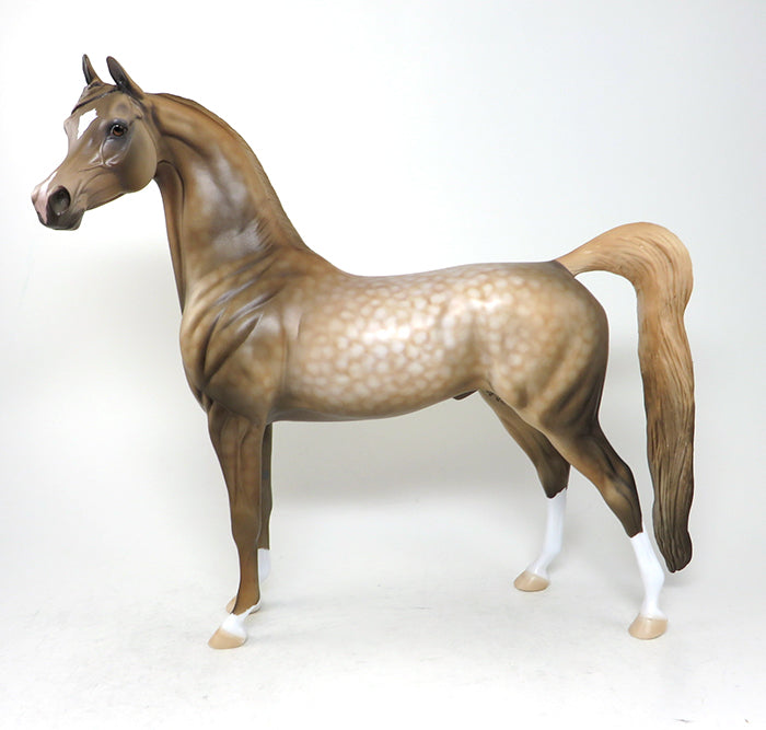 star dapple chestnut arabian model horse 