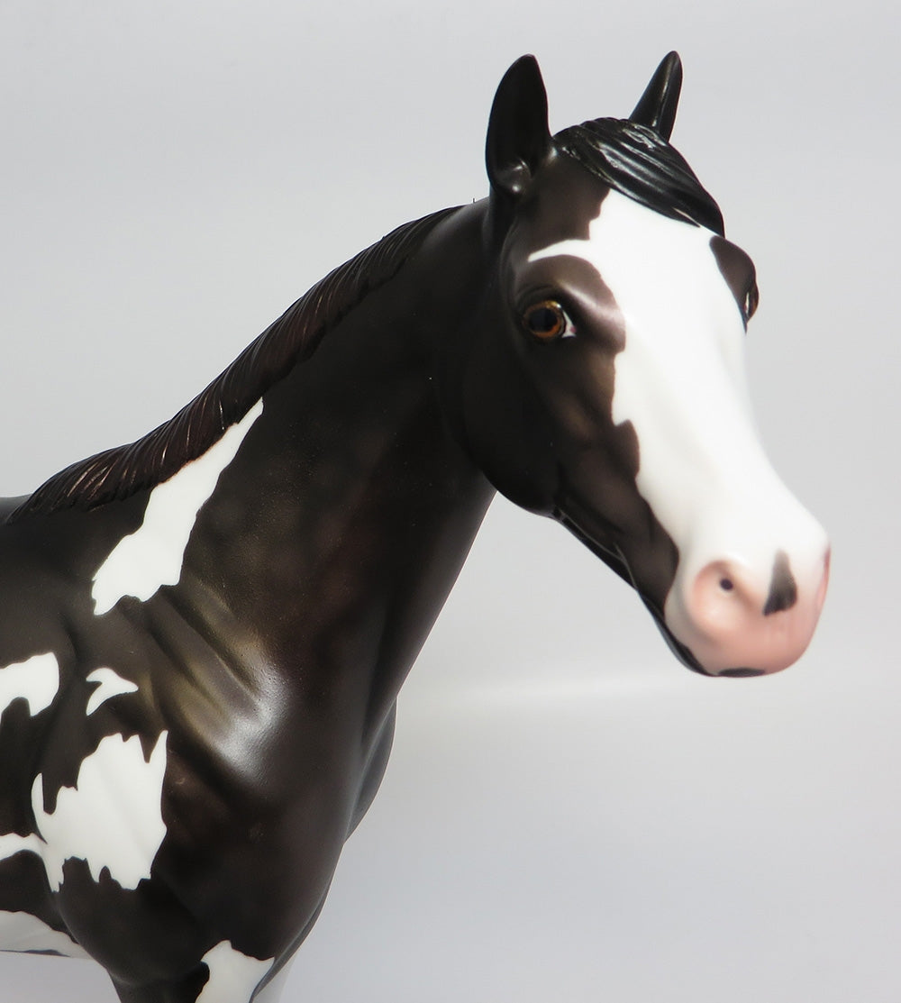 MCBEAL~OOAK DAPPLE BLACK PINTO ISH MODEL HORSE 9/26/17
