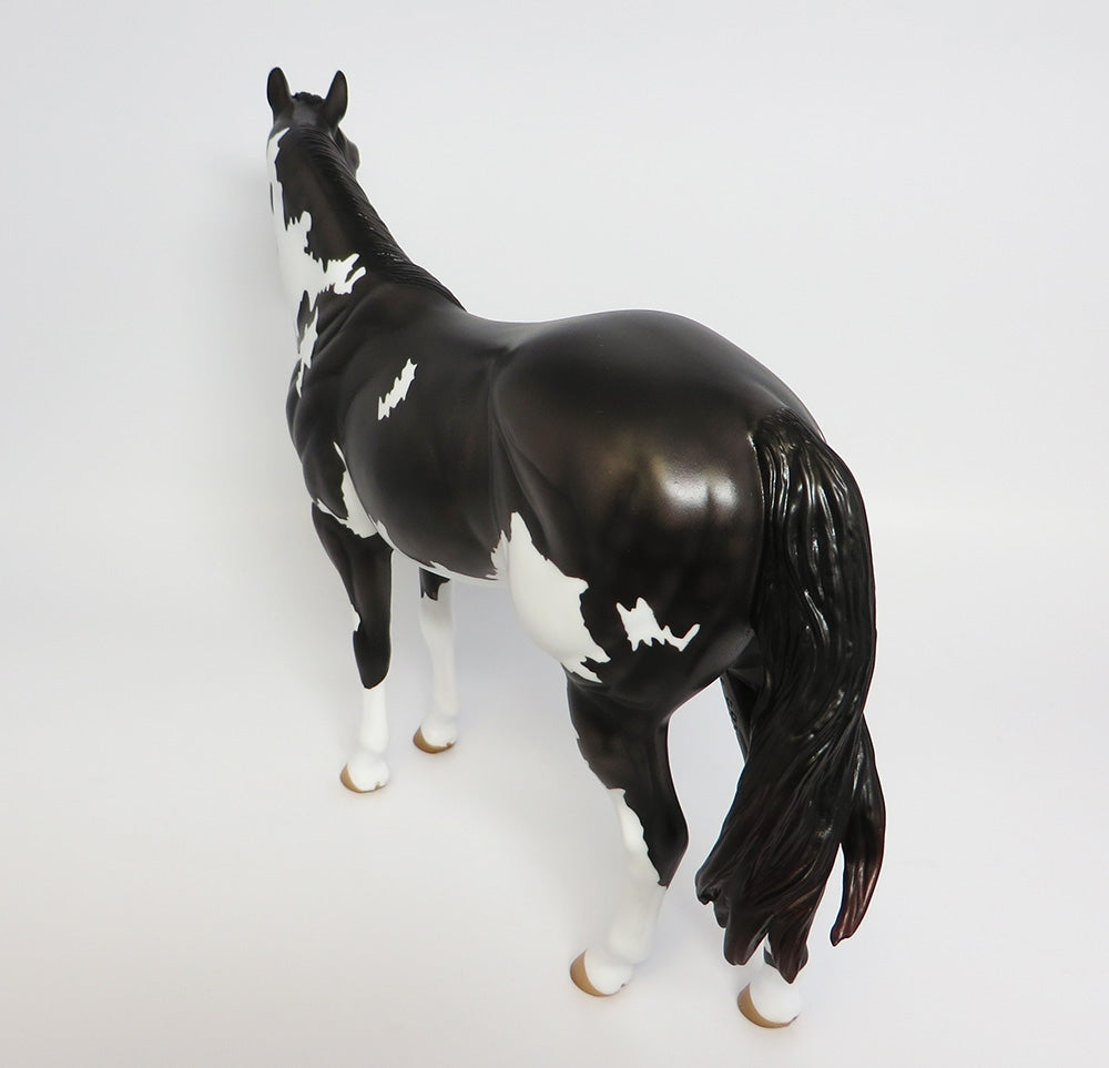 MCBEAL~OOAK DAPPLE BLACK PINTO ISH MODEL HORSE 9/26/17