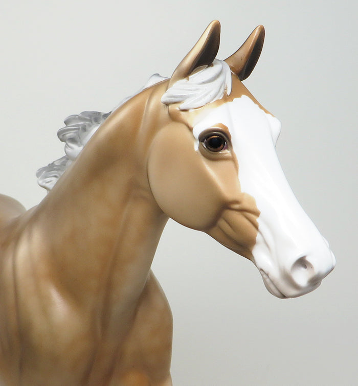 SIERA-OOAK PALOMINO PAINT PALOUSE MODEL HORSE 5/11
