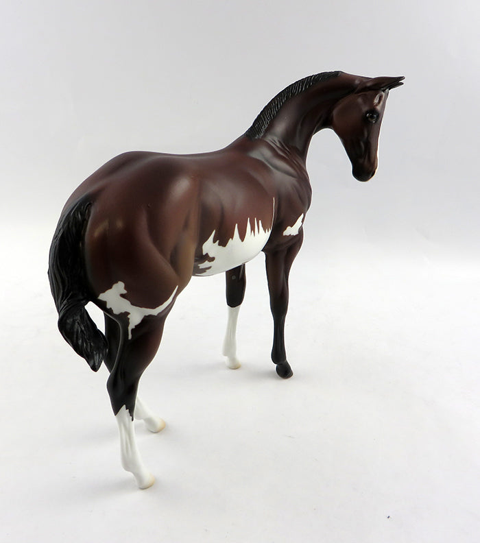 MODEL HORSE