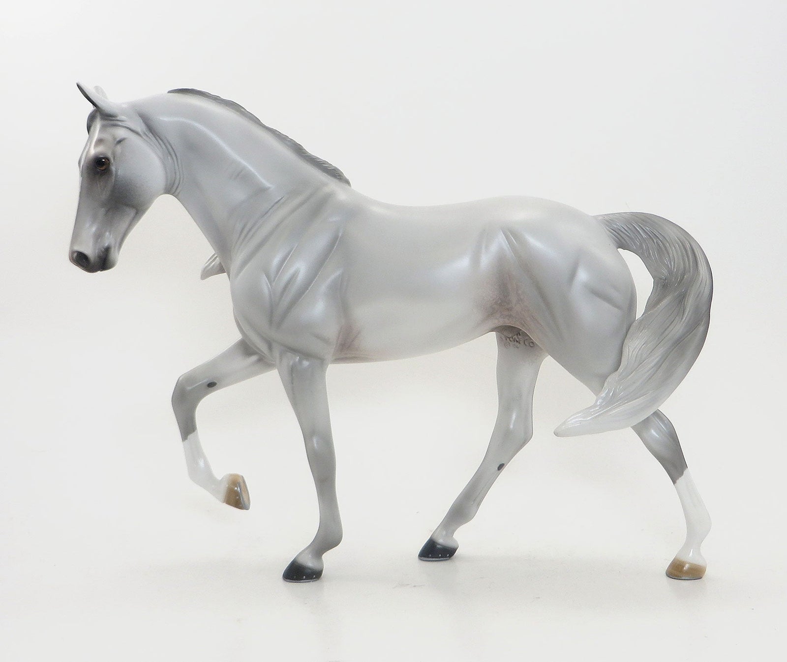 GOING PLATINUM - LE 4 Grey Tennessee Walker 8/7