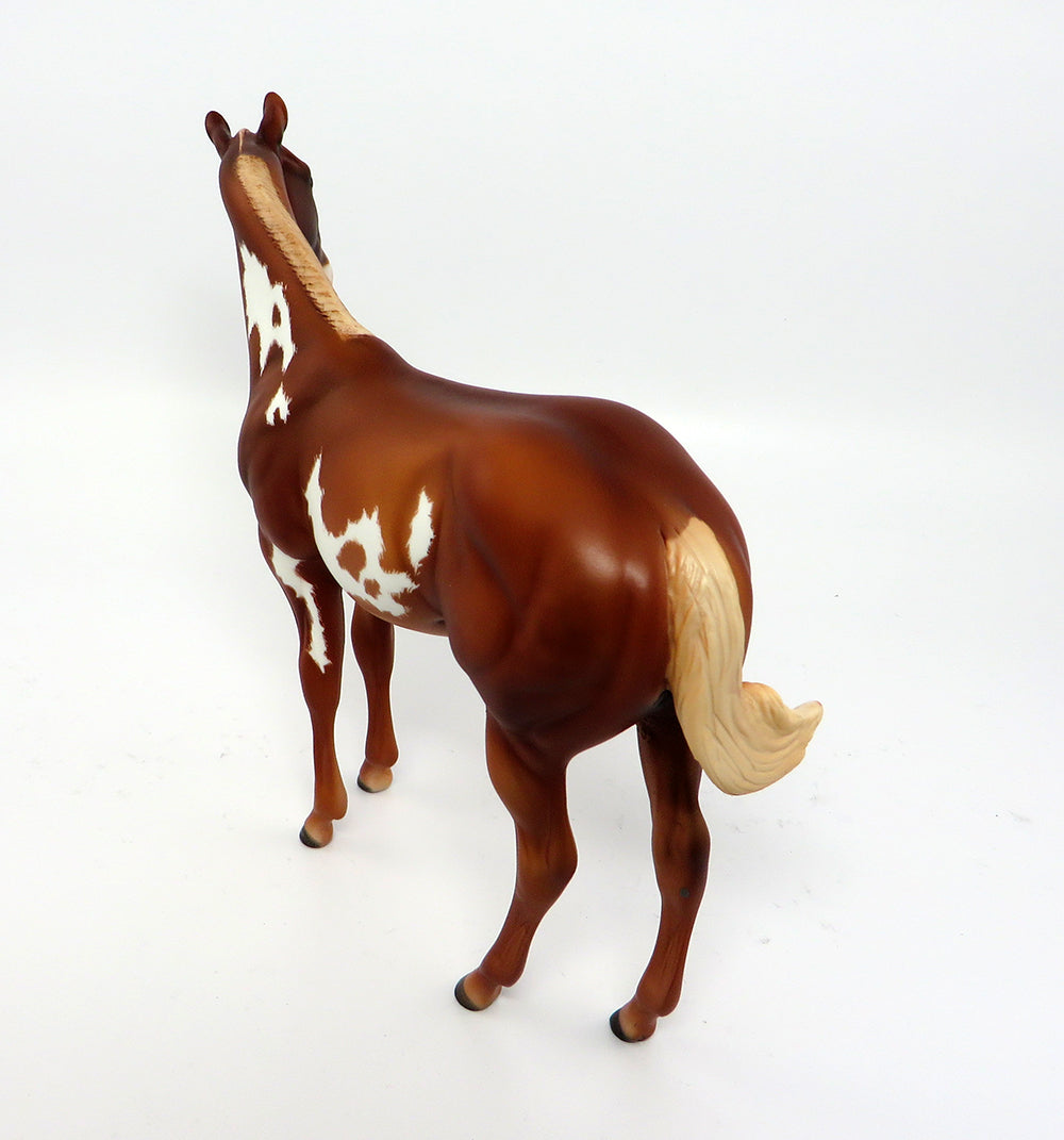 JIGSAW~OOAK ETCHED CHESTNUT PAINT WEANLING MODEL HORSE 3/31