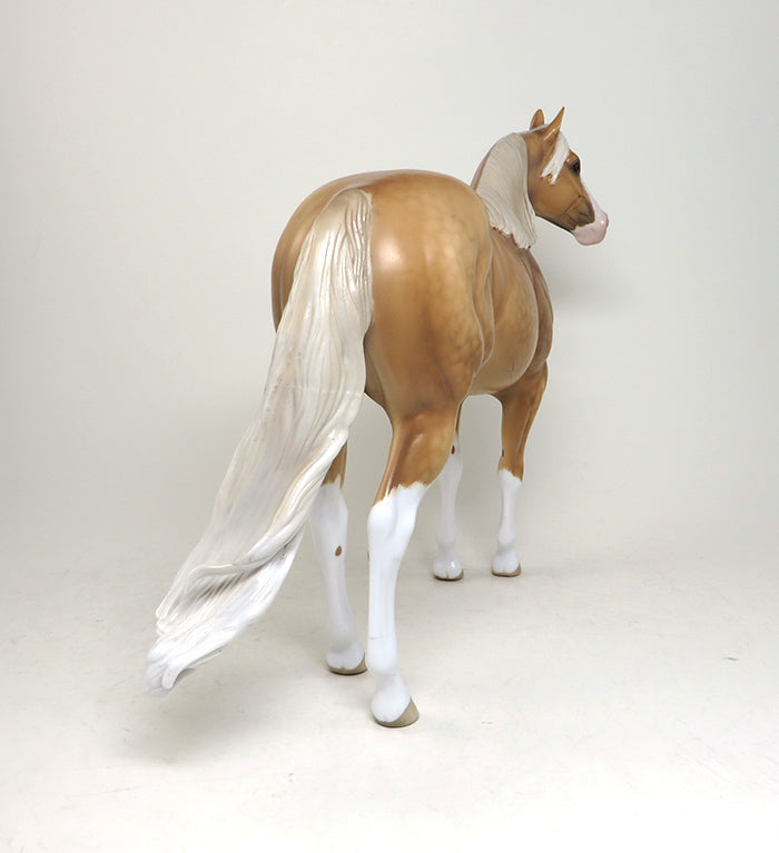 SUGAR SMAX-OOAK DAPPLE GOLDEN PALOMINO ISH MODEL HORSE BY SHERYL LEISURE 5/12