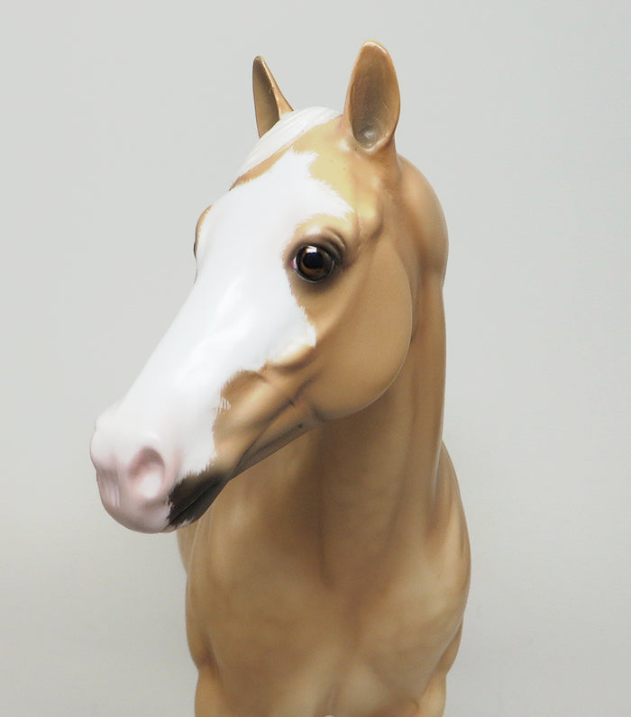 SUGAR SMAX-OOAK DAPPLE GOLDEN PALOMINO ISH MODEL HORSE BY SHERYL LEISURE 5/12