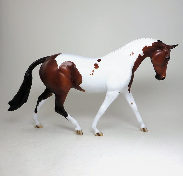OSCAR-LE-5 CHESTNUT PAINT ENGLISH PONY MODEL HORSE 5/13