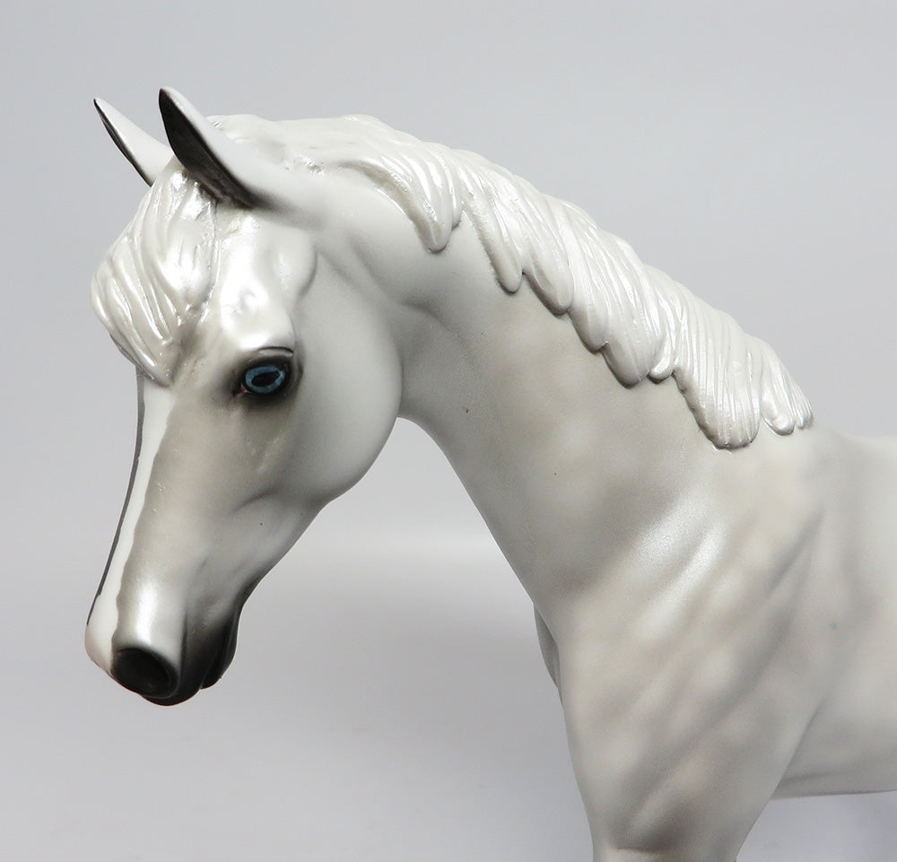 SOMBER-LE-3 LIGHT DAPPLE GREY PONY MODEL HORSE 10/4/17