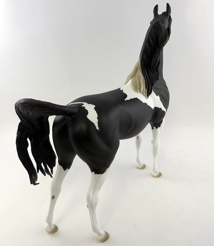 SATORIOUS~OOAK BLACK AND WHITE PAINT ARABIAN MODEL HORSE 11/4/16
