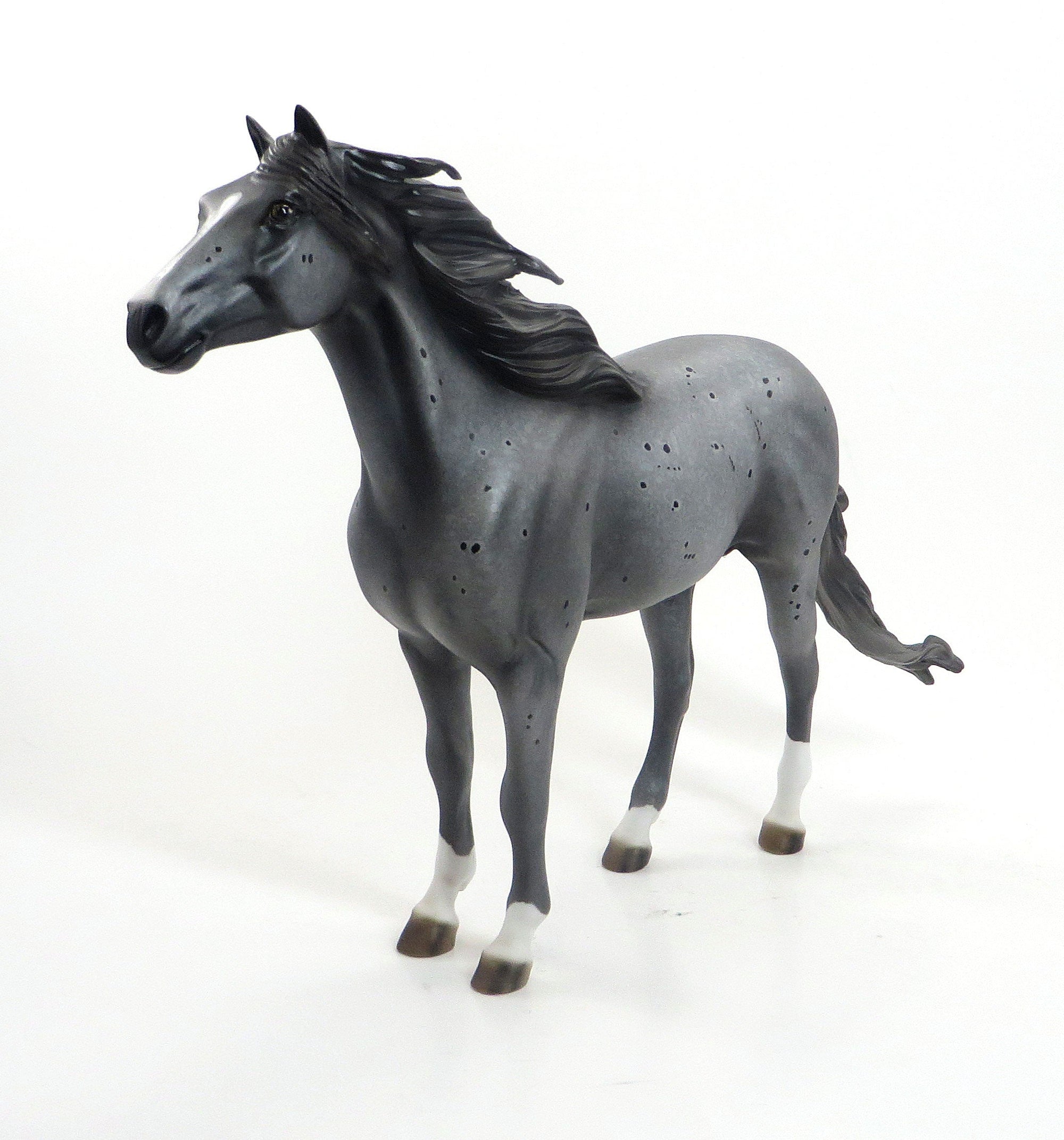 RODEO ROBOT - OOAK Dark Grey Roan Mustang 8/14