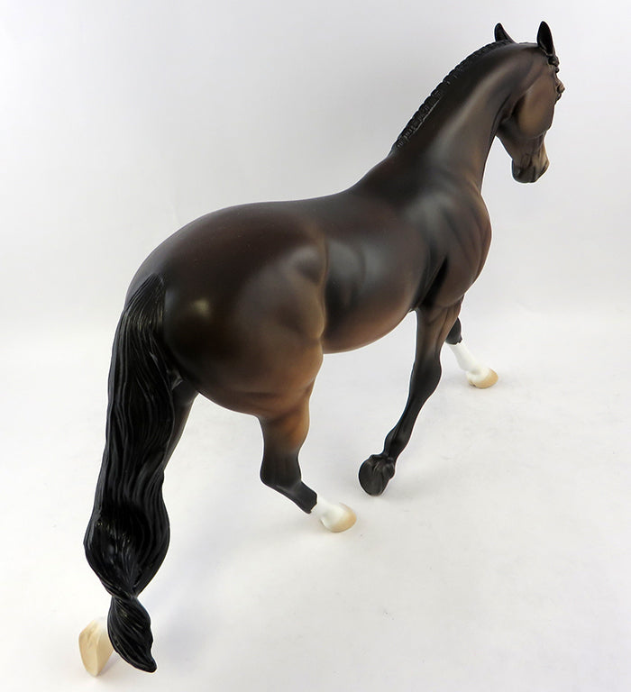 KENTUCKY LUCKY-OOAK BROWN BAY PALOUSE MODEL HORSE 11/08/16