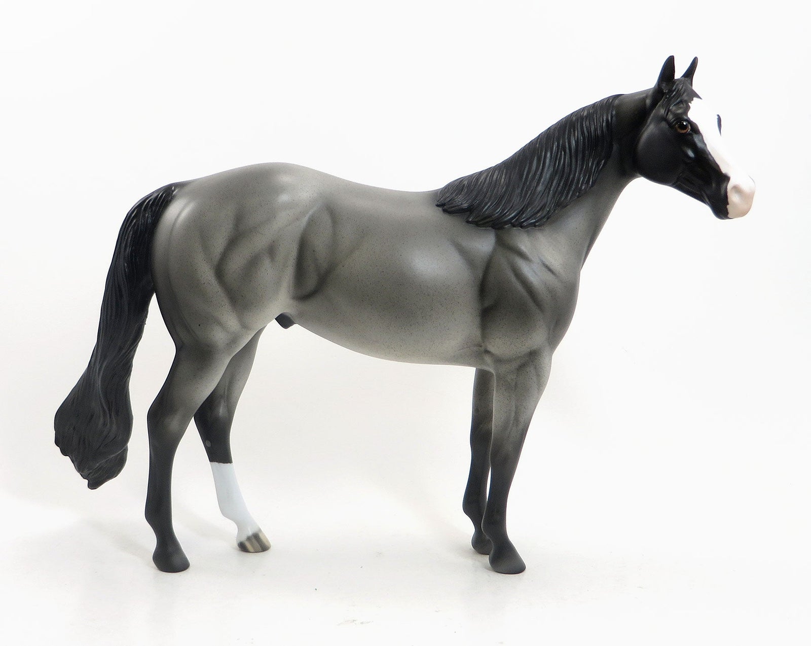 LITTLE BLUFF -  Blue Roan Model Stock Horse - LE7 - 5/15