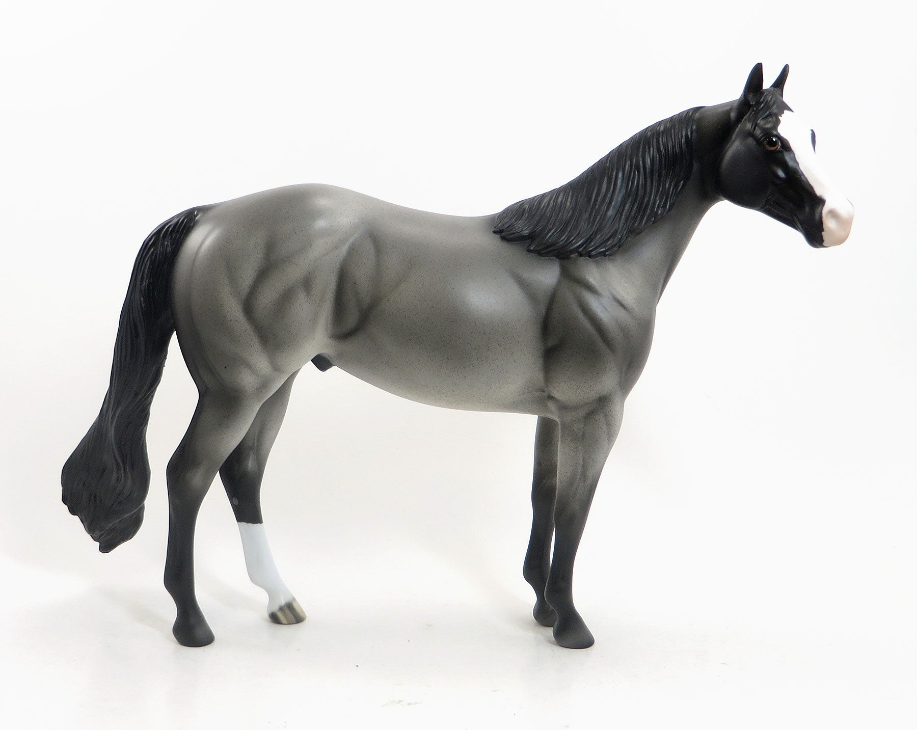 LITTLE BLUFF -  Blue Roan Model Stock Horse - LE7 - 5/15
