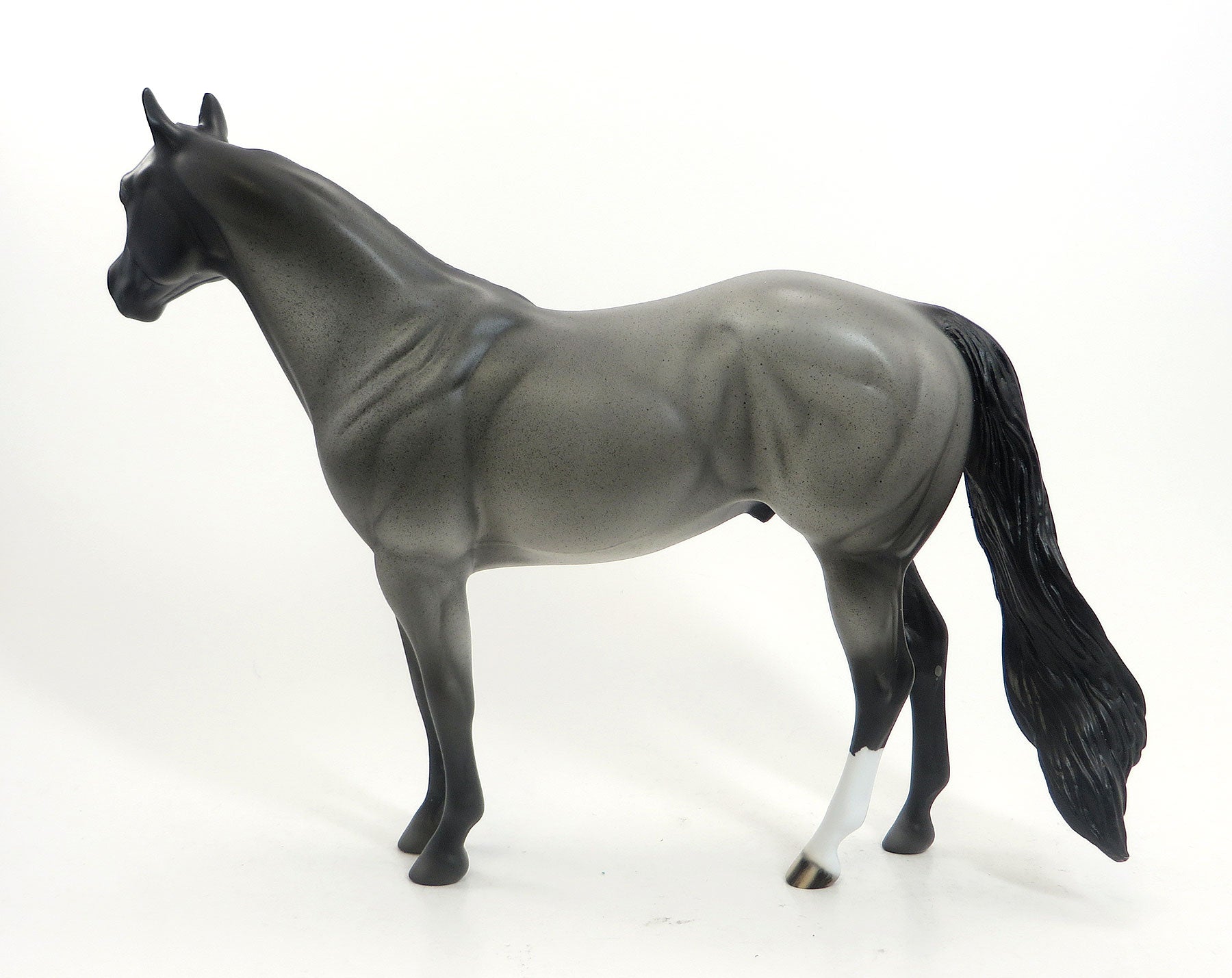 LITTLE BLUFF -  Blue Roan Model Stock Horse - LE7 - 5/15