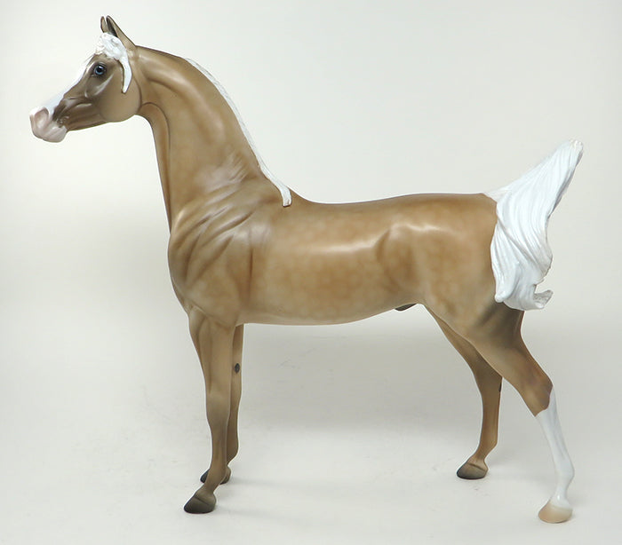 palomino Arabian model horse 