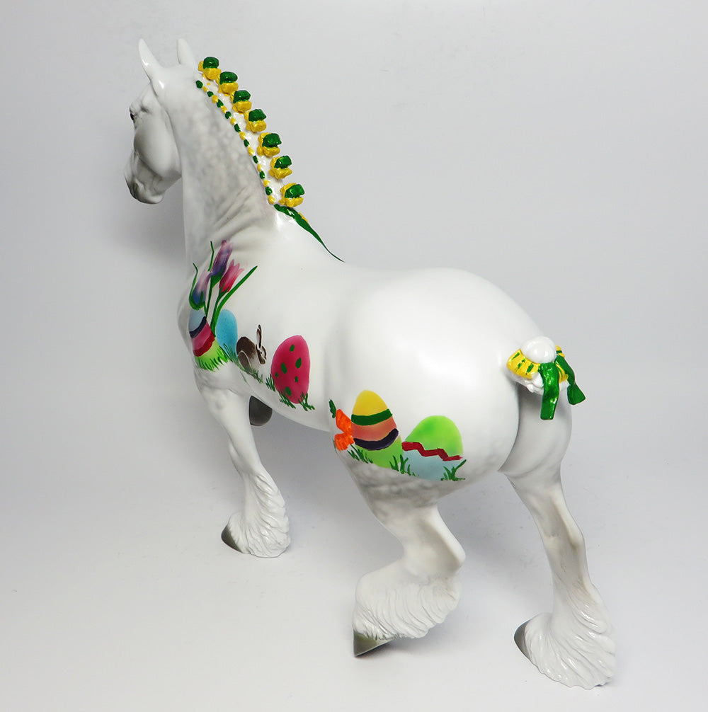 PETER~DAPPLE GREY EASTER DECORATOR TROTTING DRAFTER BY DAWN QUICK 4/10