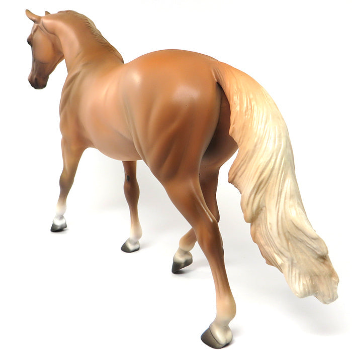 SONNY-OOAK CHESTNUT PONY MODEL HORSE BY KAREN DIETRICH 6/10