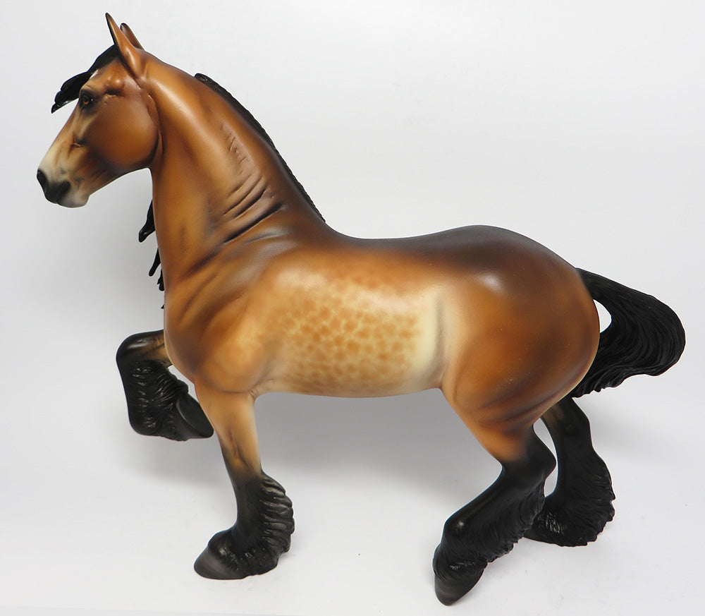 ICE T-OOAK REVERSE DAPPLE BAY TROTTING DRAFTER MODEL HORSE BY SHERYL LEISURE 4/12