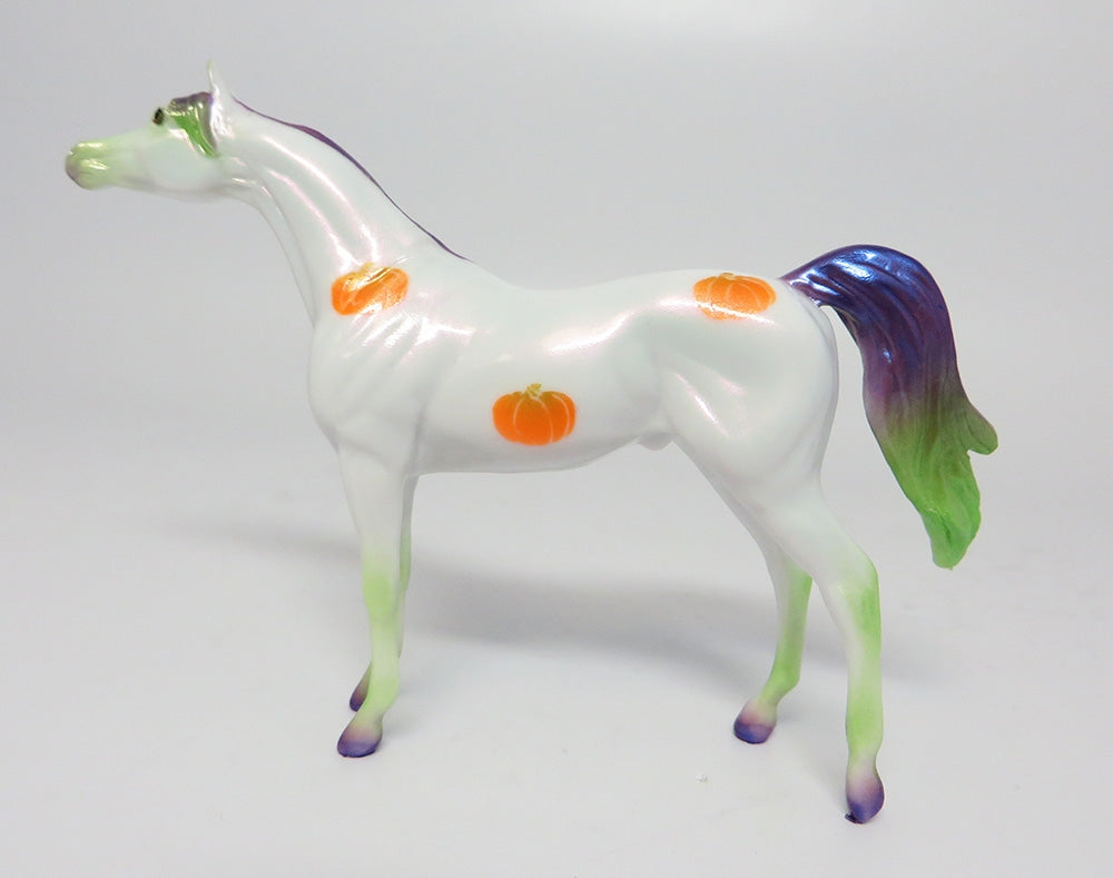 MY LITTLE PUMPKIN~LE-2 DECORATOR HALLOWEEN ARABIAN MODEL HORSE 10/17/17