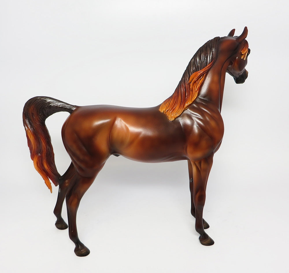 MAPLE SUGAR~OOAK DAPPLE CHESTNUT ARABIAN MODEL HORSE 10/19/17