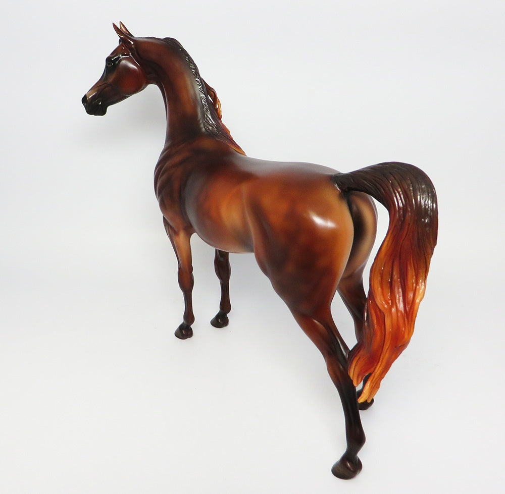 MAPLE SUGAR~OOAK DAPPLE CHESTNUT ARABIAN MODEL HORSE 10/19/17