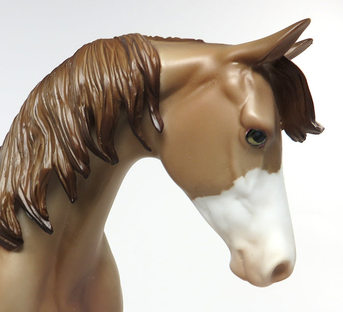 DIRTY APRON-OOAK CHAMPAGNE PONY MODEL HORSE 6/10