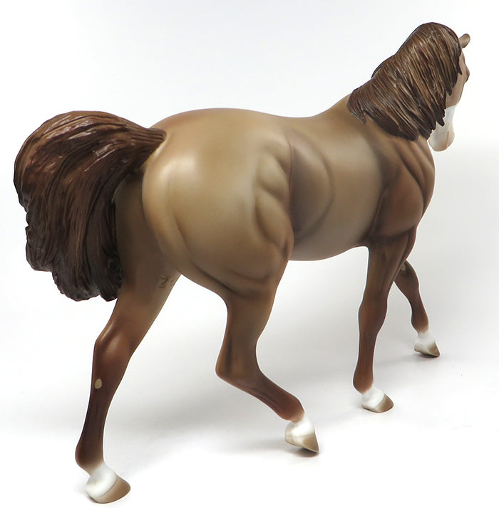 DIRTY APRON-OOAK CHAMPAGNE PONY MODEL HORSE 6/10