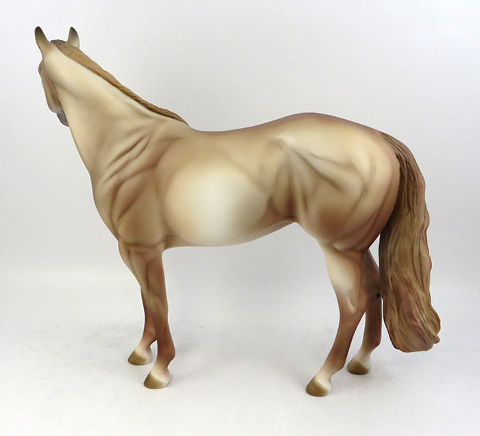 HAY GOOD LOOKIN-OOAK LIGHT CHESTNUT MARE ISH MODEL HORSE BY AL 11/18/16