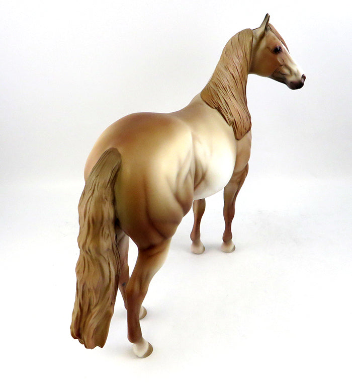 HAY GOOD LOOKIN-OOAK LIGHT CHESTNUT MARE ISH MODEL HORSE BY AL 11/18/16