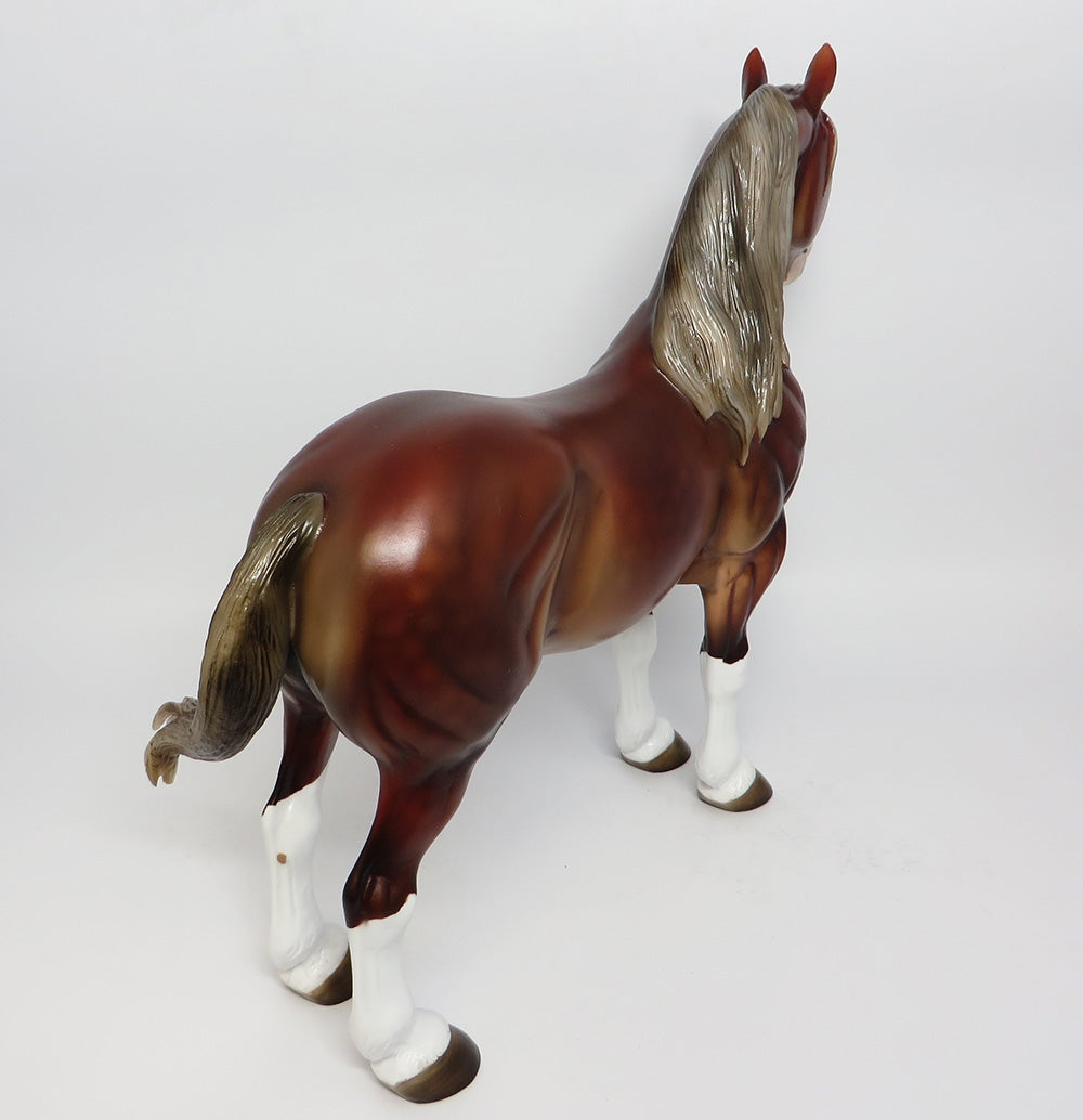 MARCELO~OOAK DAPPLE CHESTNUT STANDING DRAFTER MODEL HORSE 10/26/17