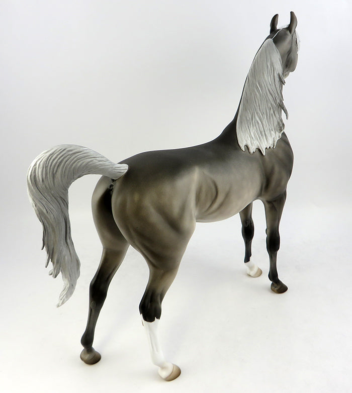 THORN-OOAK ROSE GREY ARABIAN MODEL HORSE 11/18/16